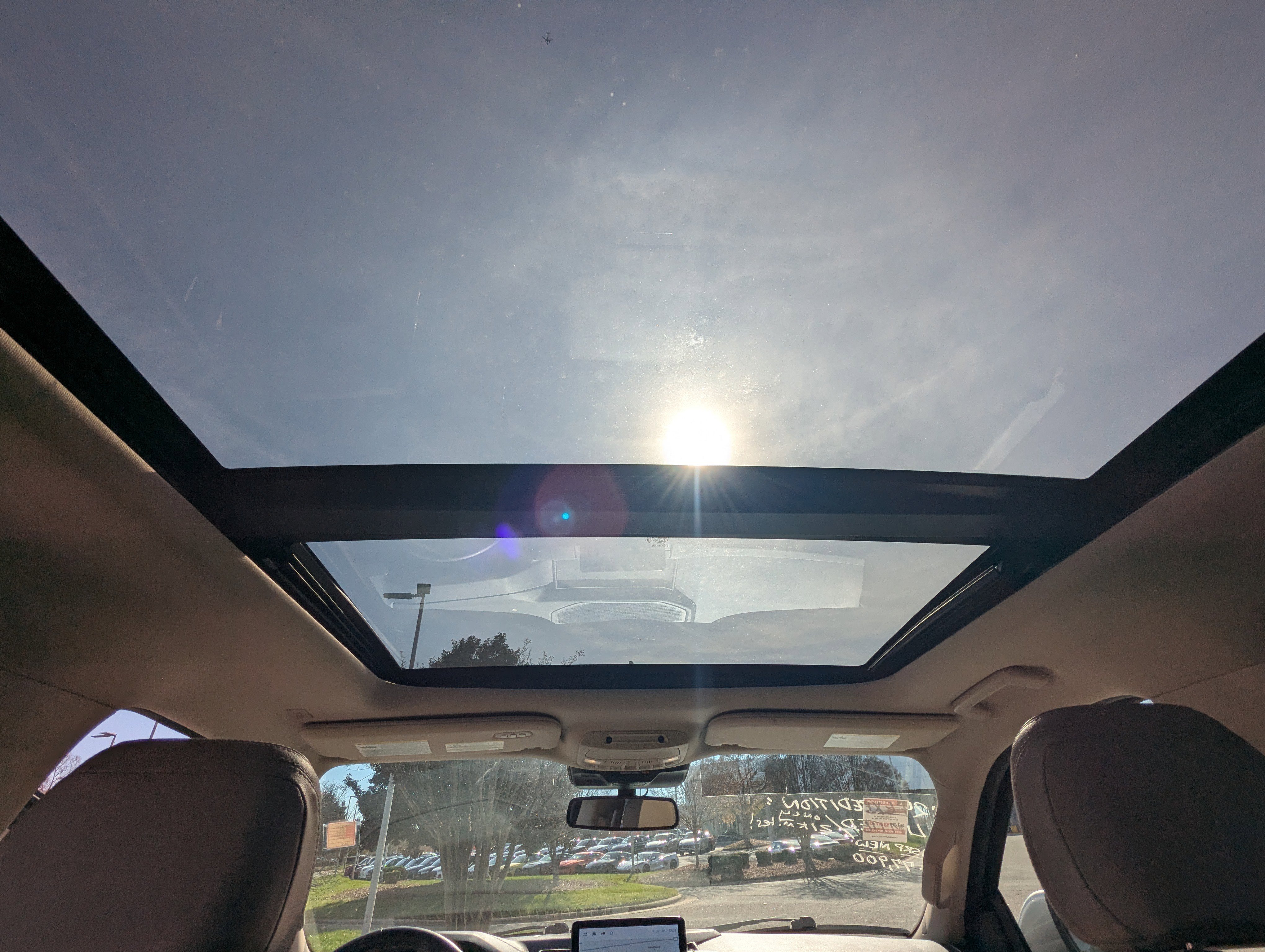 Used 2024 Ford Expedition Limited image 13