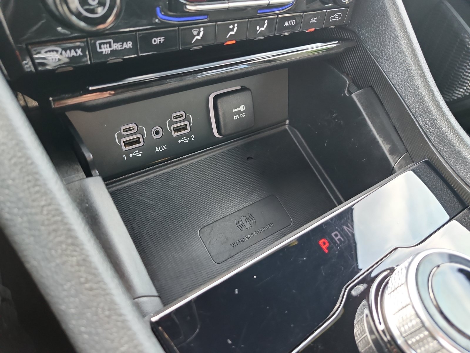 Used 2025 Jeep Grand Cherokee Altitude AWD/4WD image 21