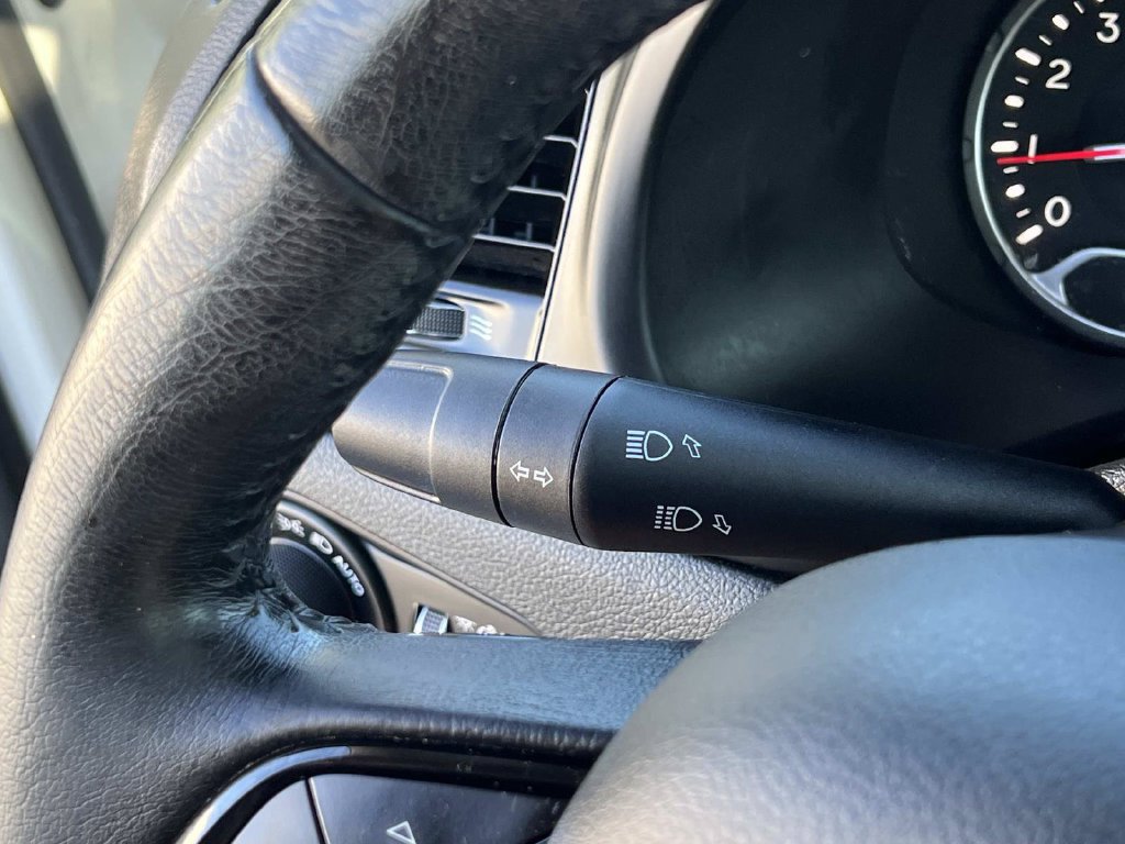 Used 2019 Jeep Renegade Altitude w/ Quick Order Package 2XM AWD/4WD image 30
