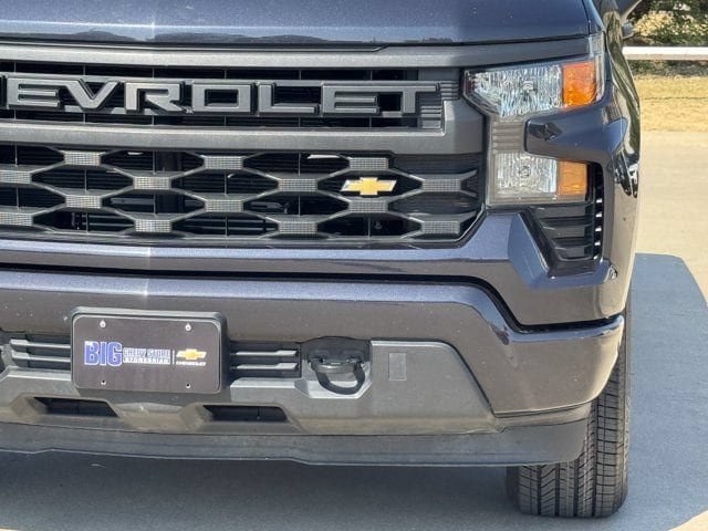 Used 2023 Chevrolet Silverado 1500 Custom AWD/4WD image 10