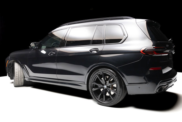 Used 2024 BMW X7 M60i w/ Executive Package image 27