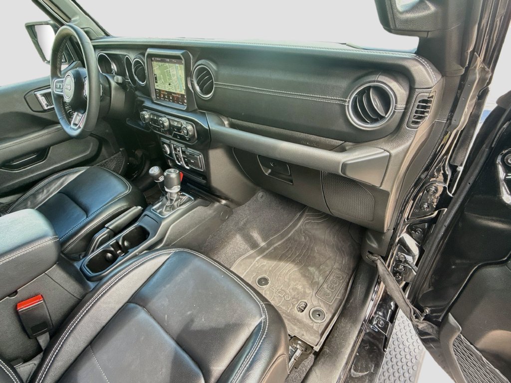 Certified 2023 Jeep Wrangler Unlimited Sahara w/ Cold Weather Group AWD/4WD image 34
