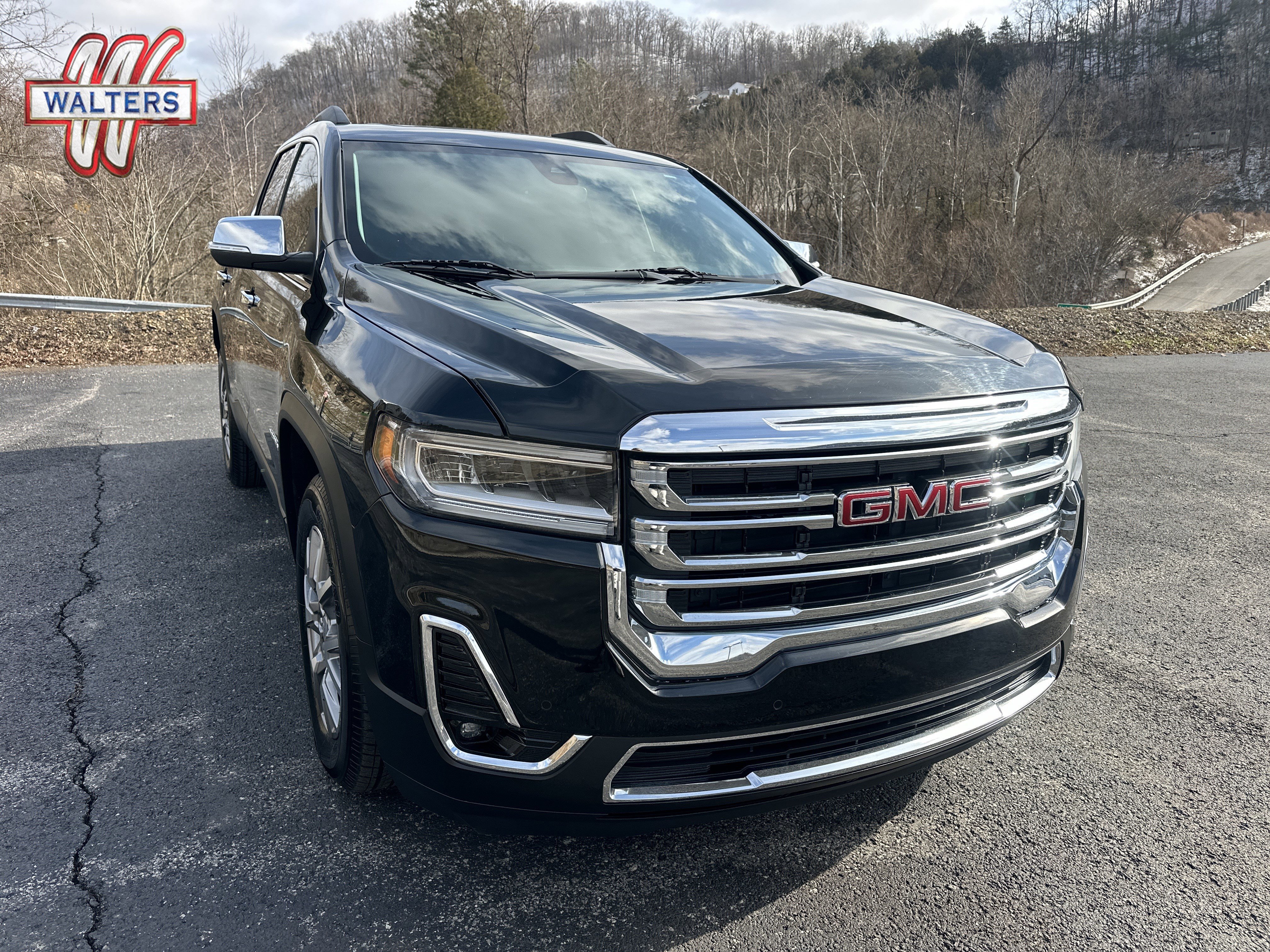 Used 2021 GMC Acadia SLT w/ Trailering Package image 1