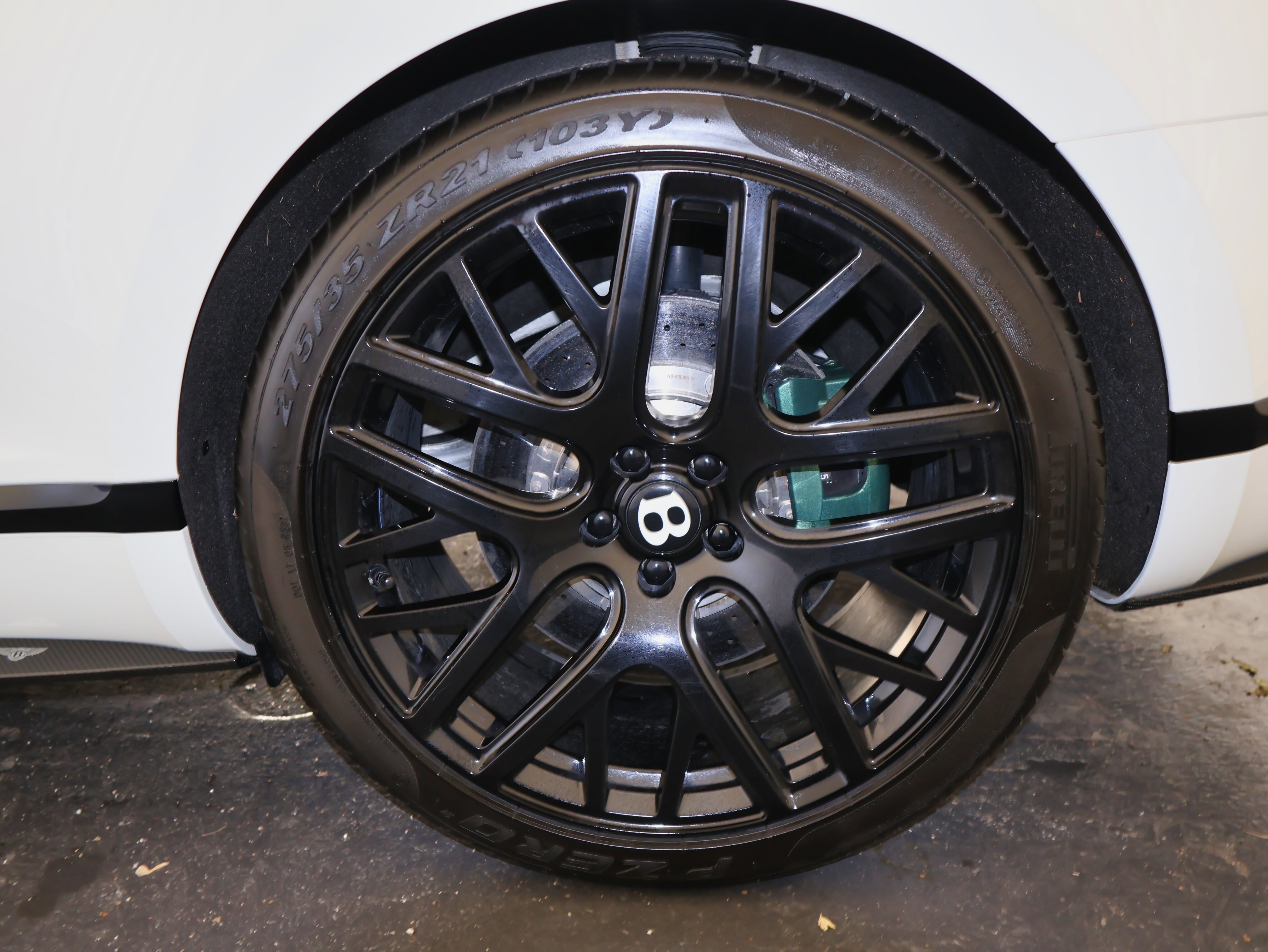 Used 2015 Bentley Continental GT3-R image 13