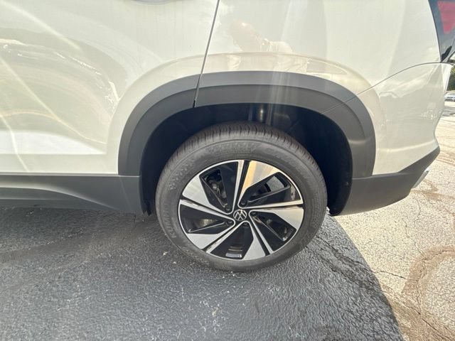 New 2026 Volkswagen Taos SE AWD/4WD image 6