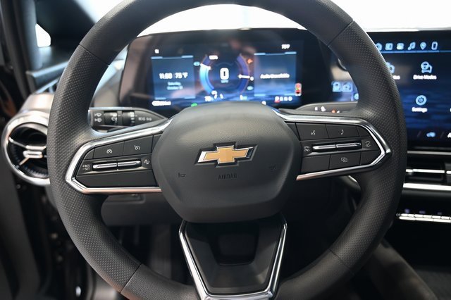 New 2026 Chevrolet Equinox EV LT image 20