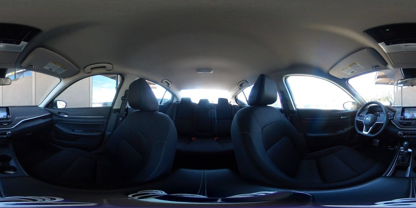 Used 2025 Nissan Altima 2.5 SV FWD image 38
