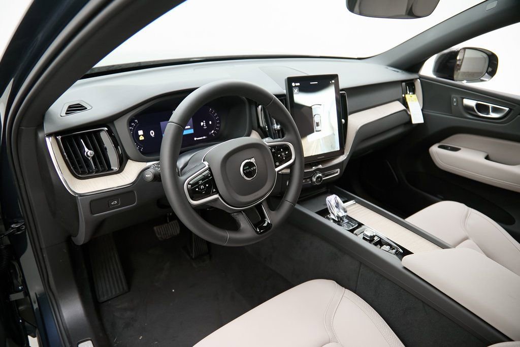 New 2026 Volvo XC60 B5 Plus w/ Protection Package Premier image 12