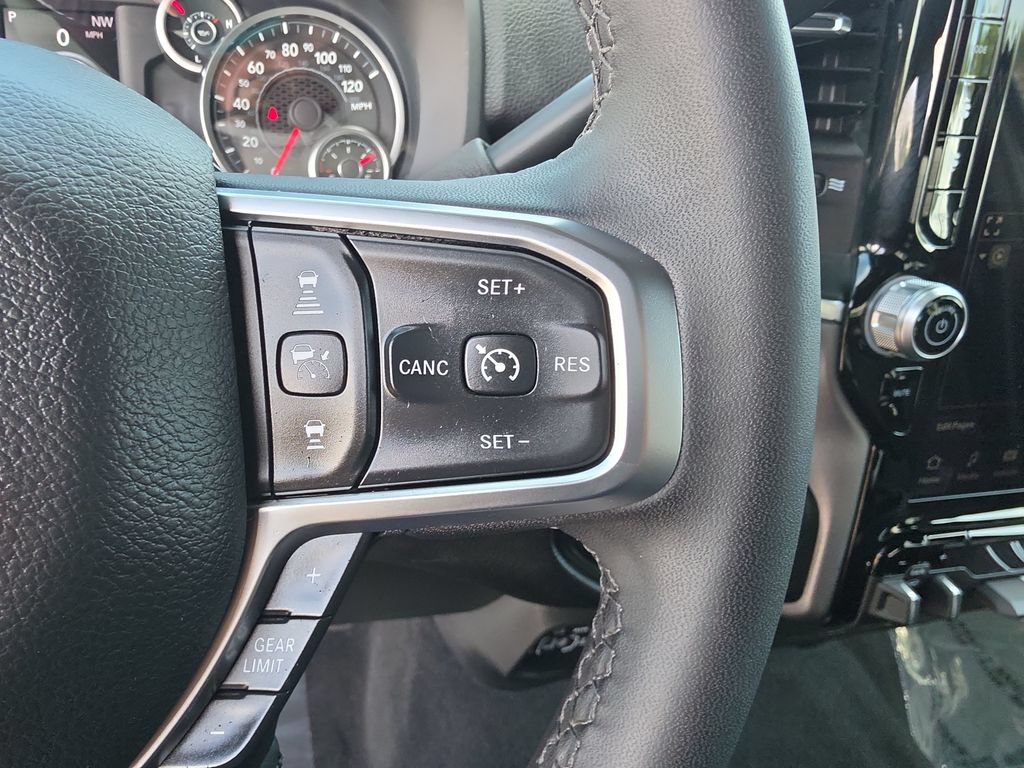 Used 2026 RAM 2500 Big Horn AWD/4WD image 17