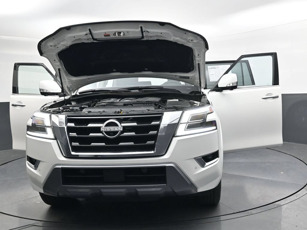 Used 2024 Nissan Armada SL w/ Captain's Chairs Package RWD image 49