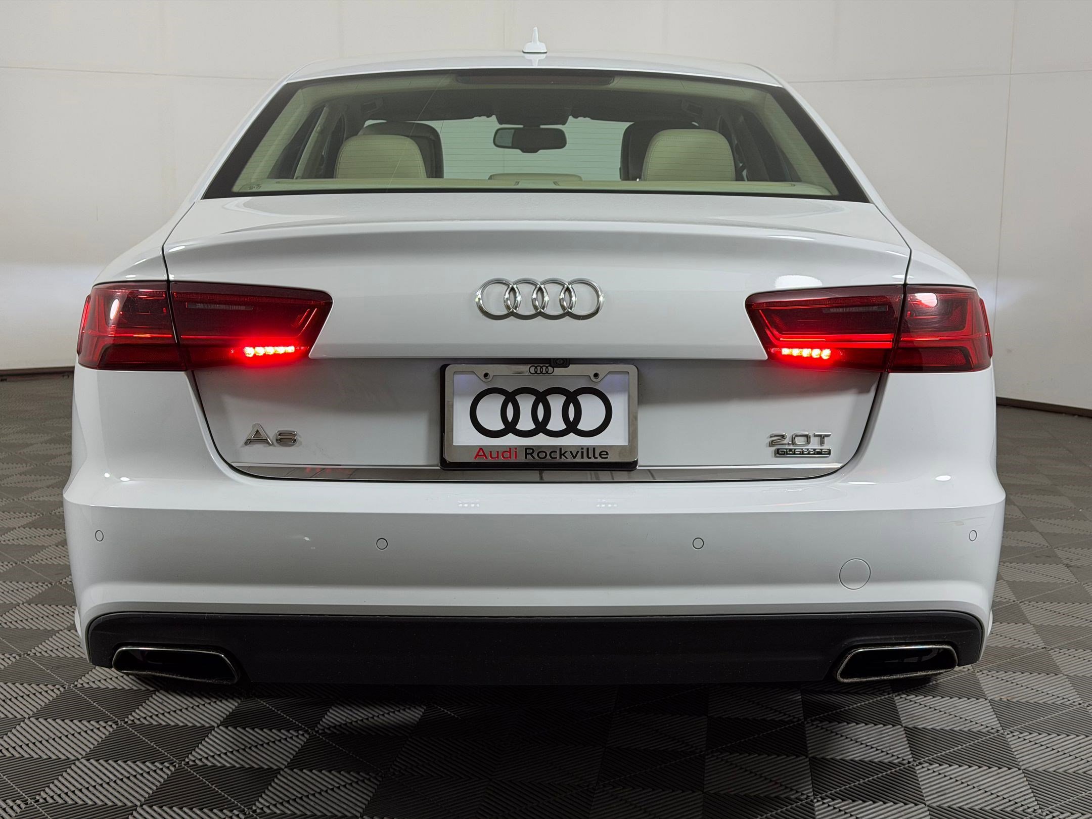 Used 2017 Audi A6 2.0T Premium Plus w/ Premium Plus Package AWD/4WD image 10