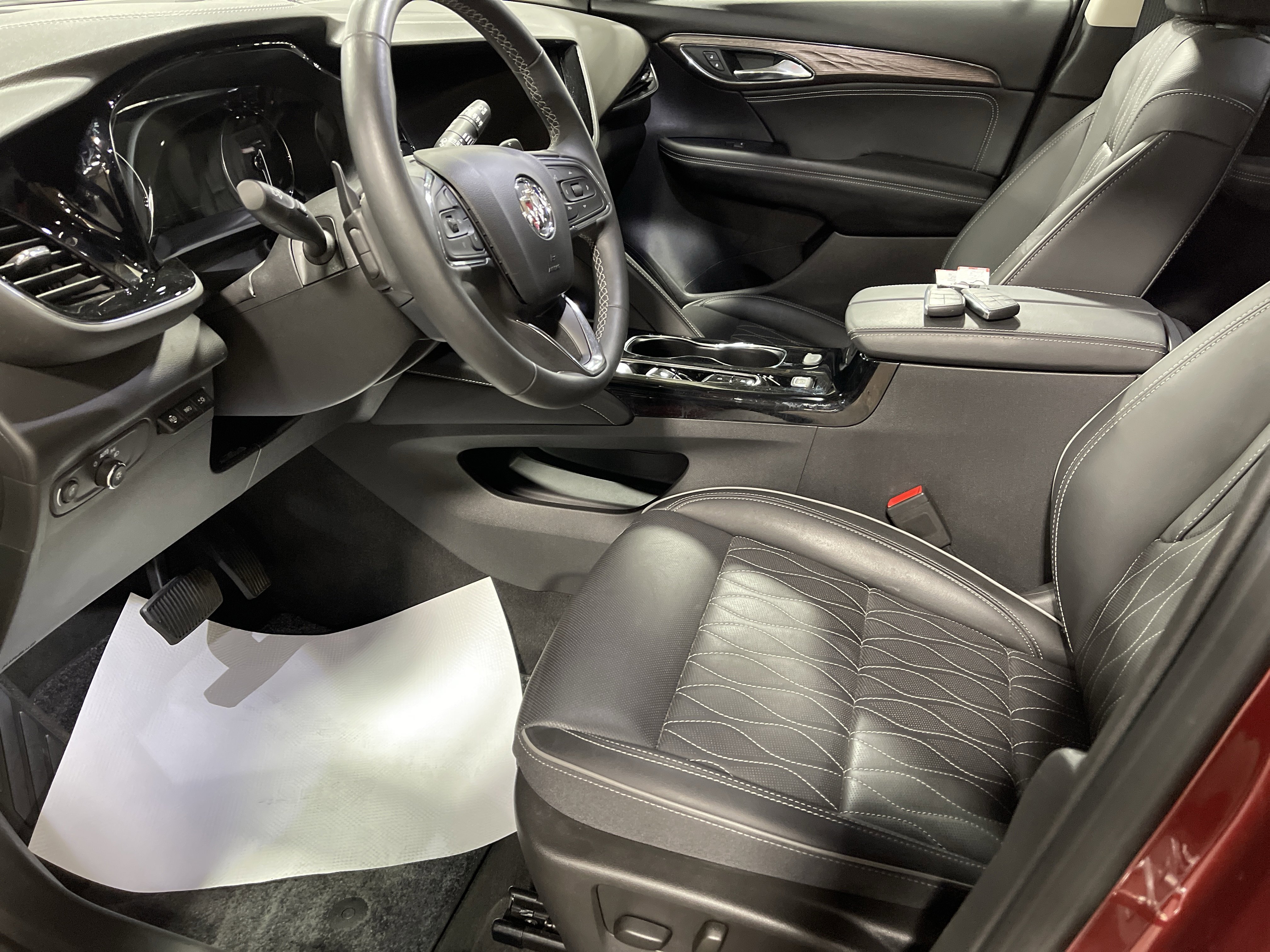 Used 2023 Buick Envision Avenir image 10