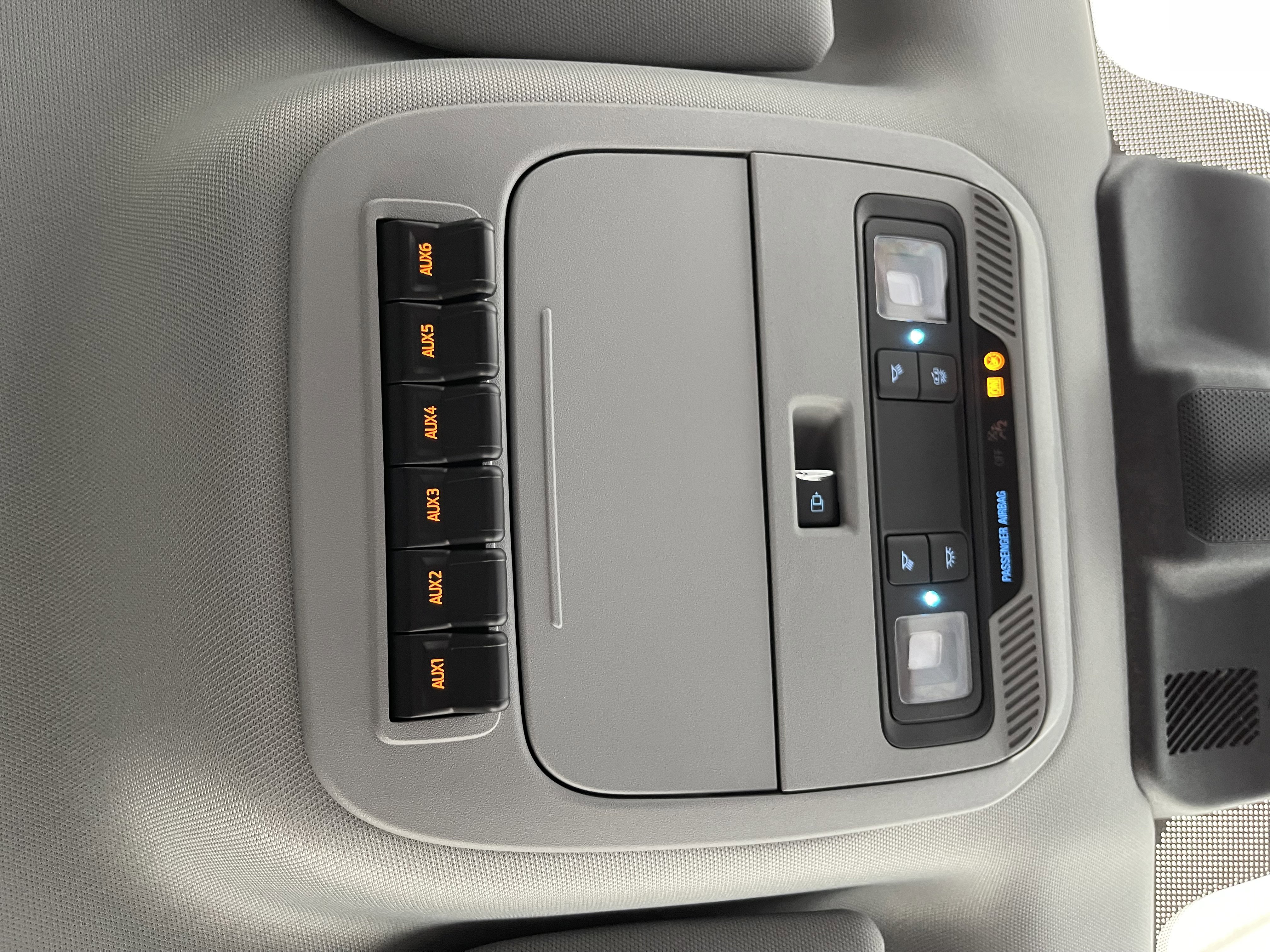 New 2026 Ford F250 XL w/ XL Off-Road Package image 18