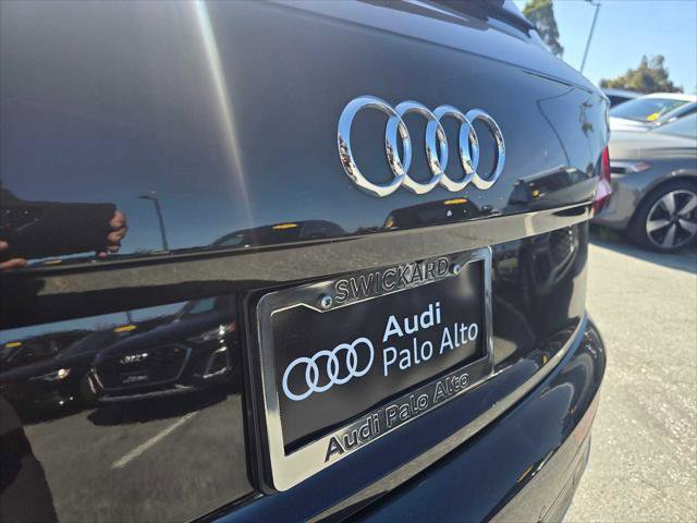 Used 2018 Audi SQ5 Premium Plus w/ S Sport Package image 16