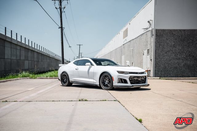 Used 2018 Chevrolet Camaro ZL1 RWD image 51