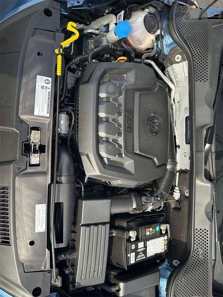 Used 2019 Volkswagen Beetle 2.0T SE image 24