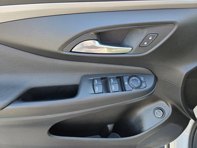 Used 2024 Buick Envista Avenir FWD image 18