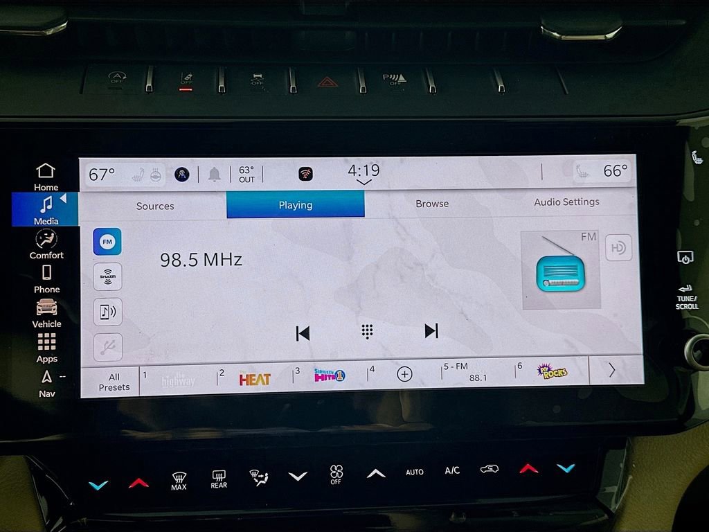 New 2026 Jeep Grand Cherokee Limited image 13