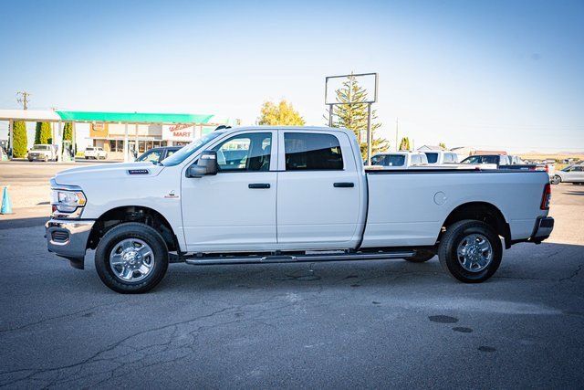Used 2024 RAM 3500 Tradesman w/ Chrome Appearance Group image 11