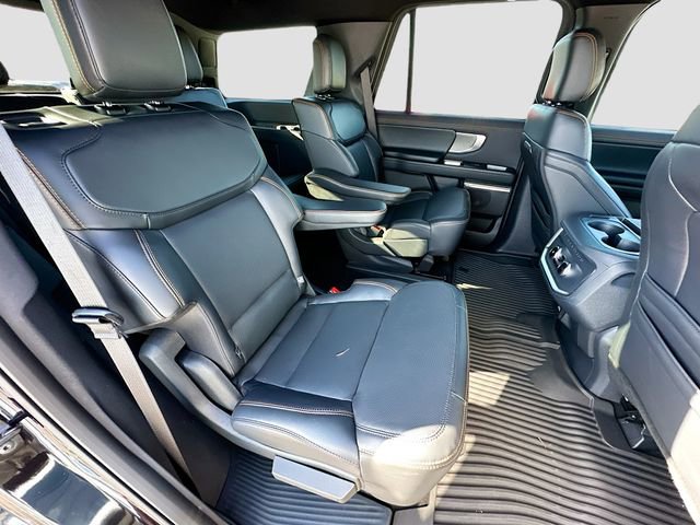 Used 2025 Ford Expedition Tremor AWD/4WD image 28