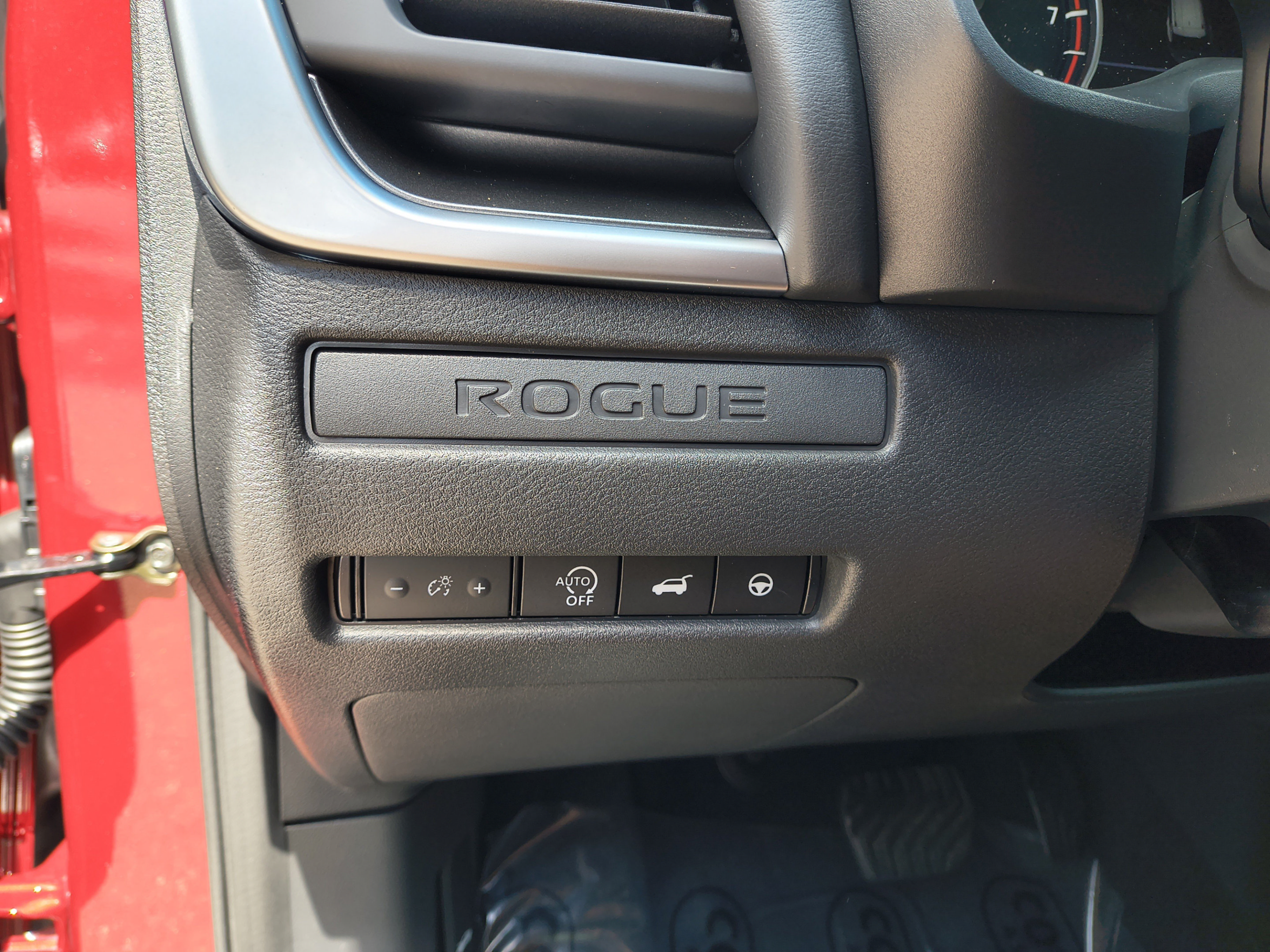 New 2026 Nissan Rogue SV FWD image 29
