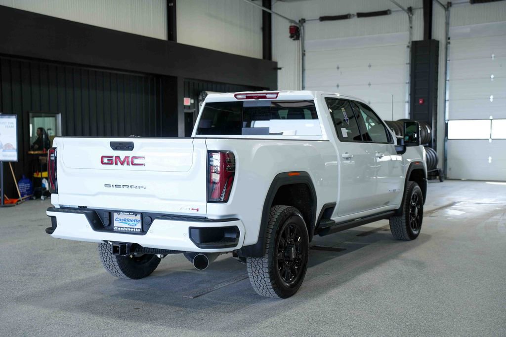 Used 2026 GMC Sierra 2500 AT4 image 5
