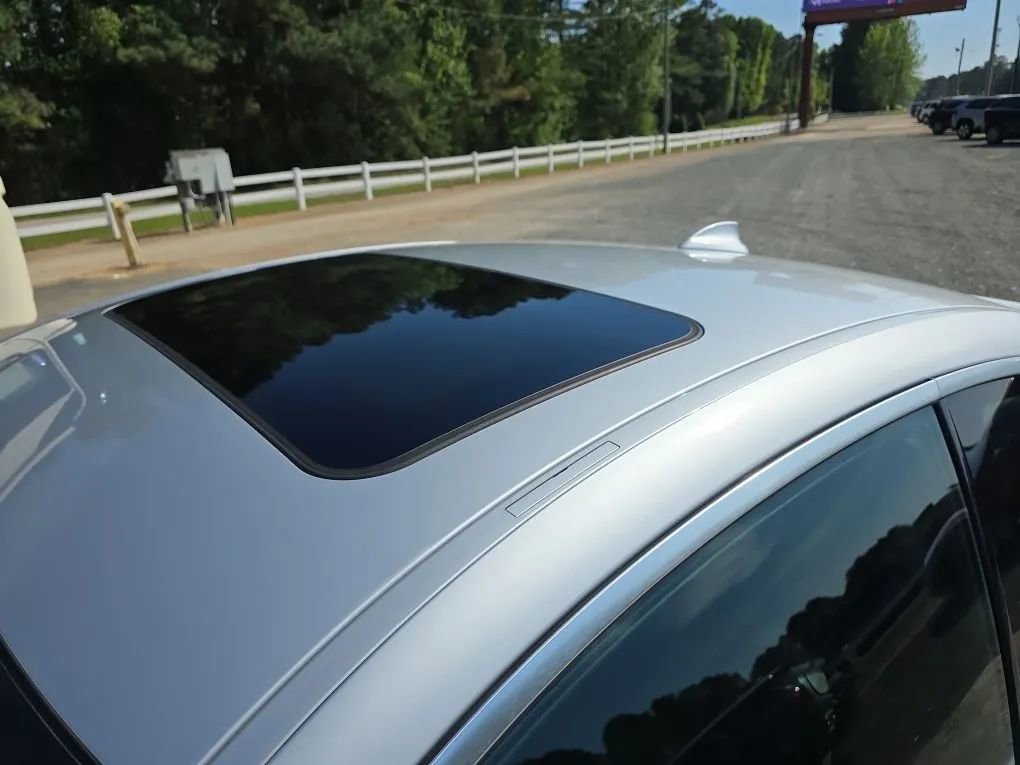Used 2020 BMW 430i Coupe w/ Convenience Package image 12