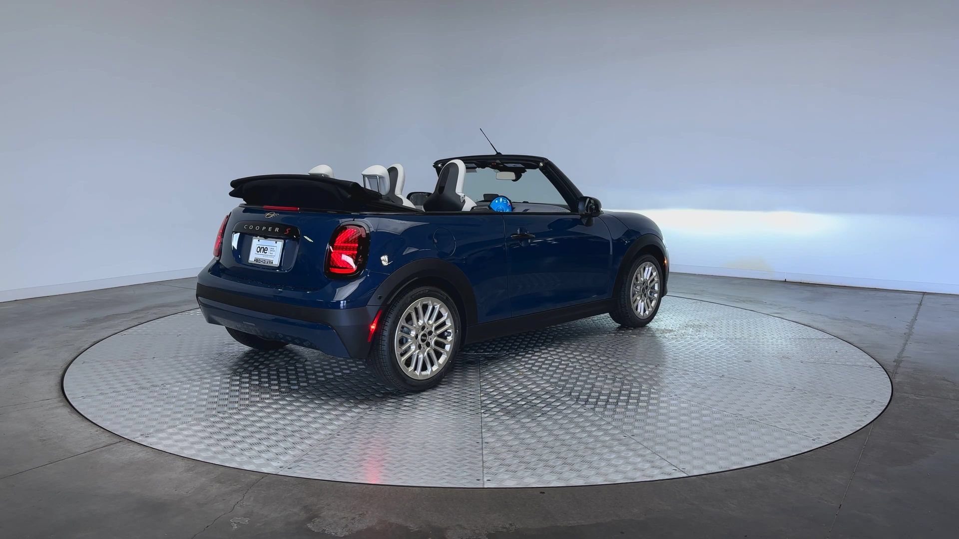 New 2026 MINI Cooper S FWD image 8