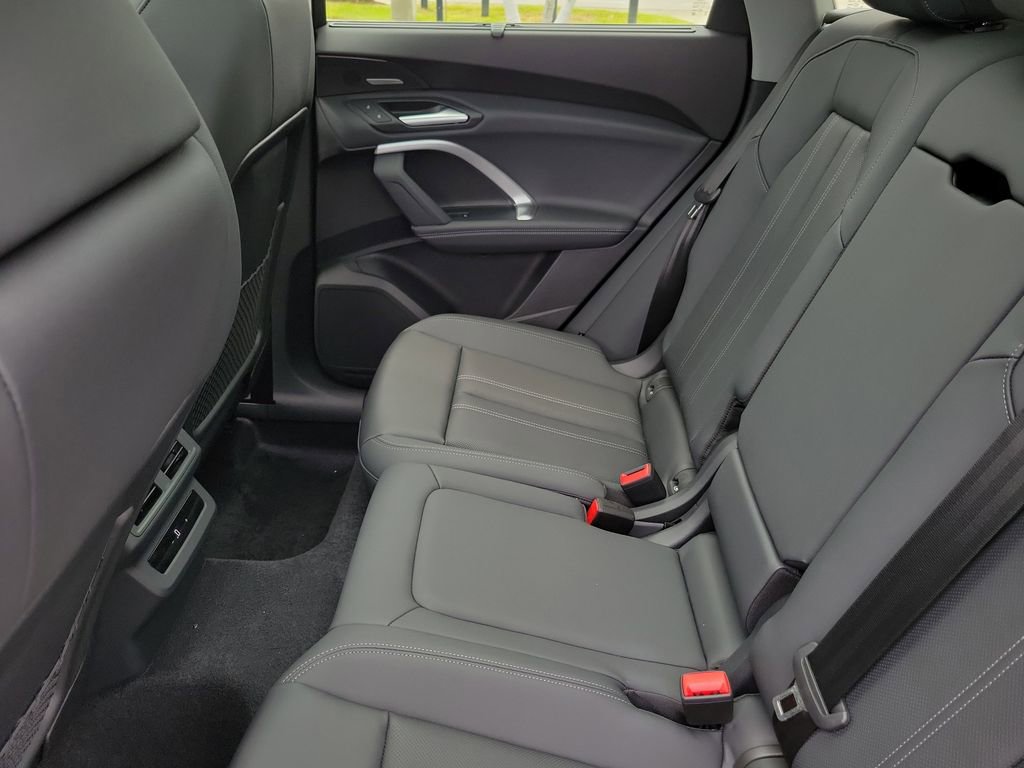 New 2026 Audi Q5 Premium Plus image 26