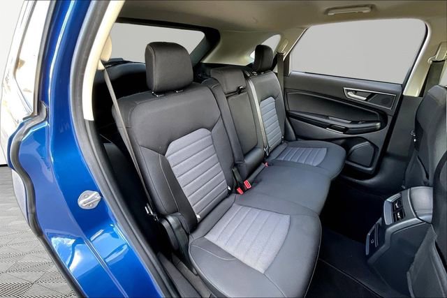 Used 2022 Ford Edge SE image 17