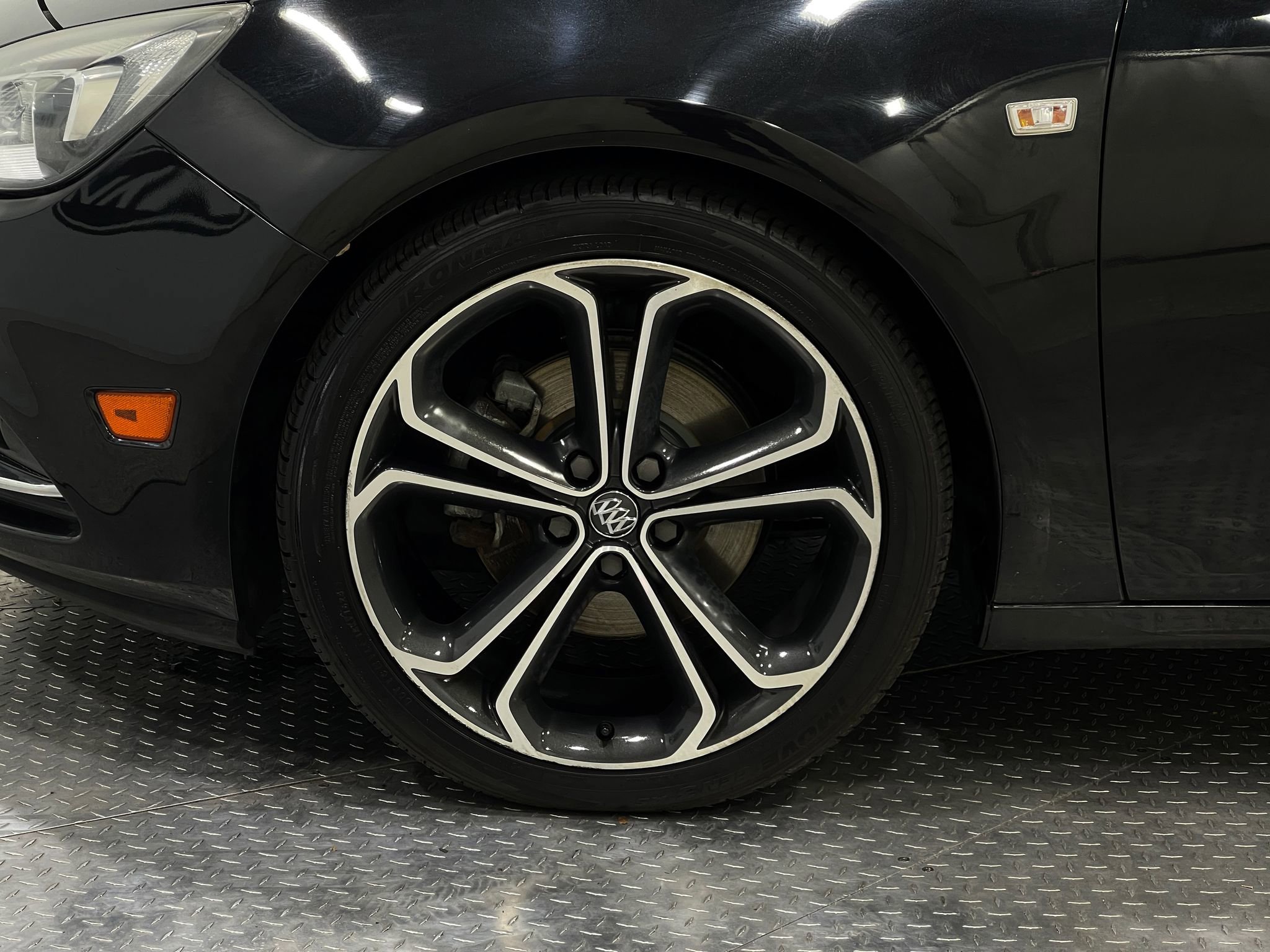 Used 2016 Buick Cascada Premium image 32