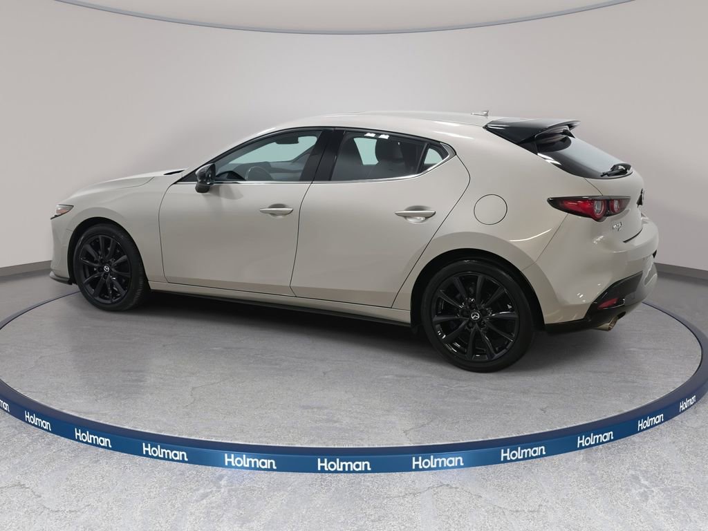 Used 2023 MAZDA MAZDA3 Hatchback w/Premium Plus Pkg image 9
