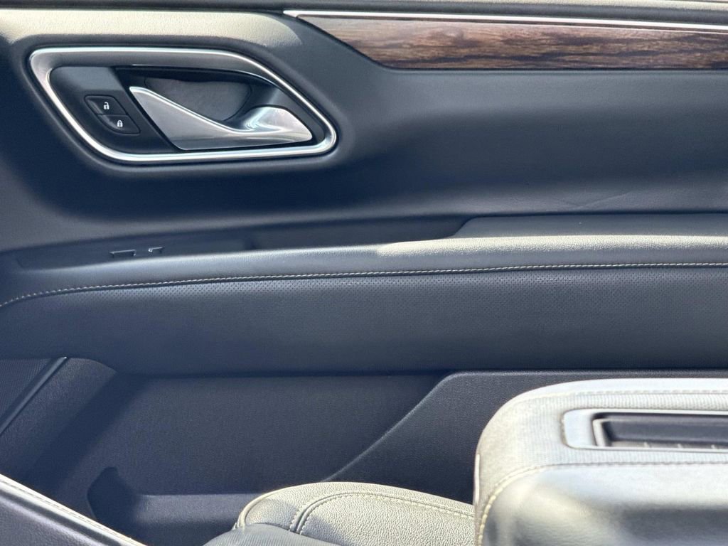 Used 2024 Chevrolet Tahoe Premier RWD image 23