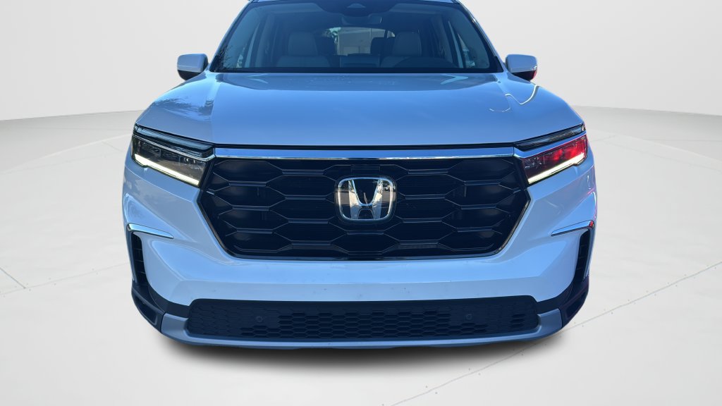 Used 2024 Honda Pilot Touring image 39