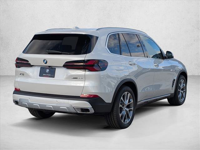New 2026 BMW X5 xDrive40i image 2
