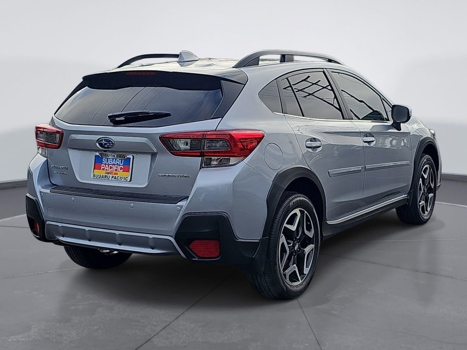 Used 2020 Subaru Crosstrek 2.0i Limited w/ Moonroof Package w/Navigation AWD/4WD image 3