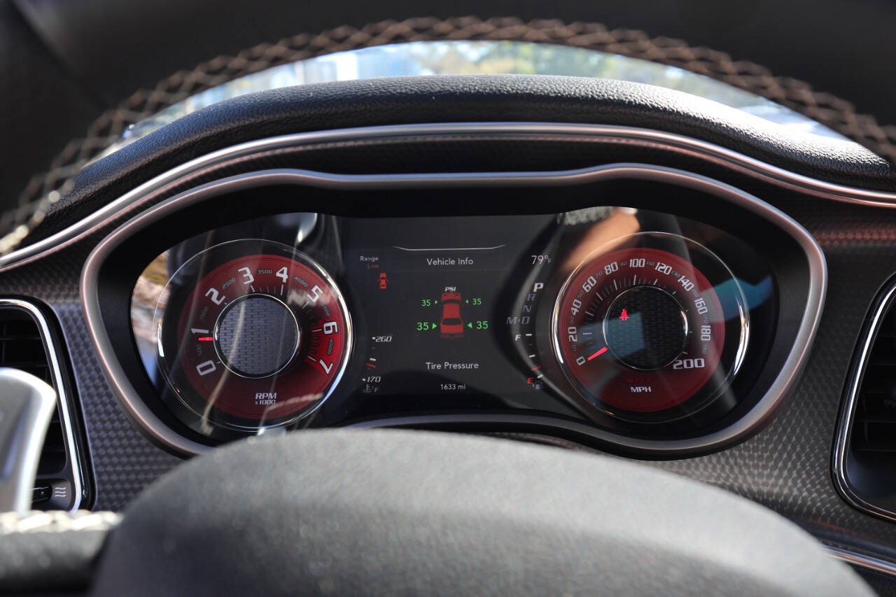 Used 2015 Dodge Challenger SRT Hellcat RWD image 78