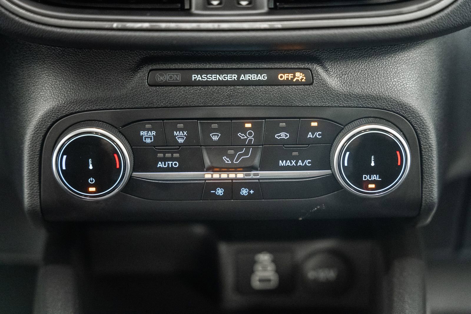 Certified 2025 Ford Escape Active image 28