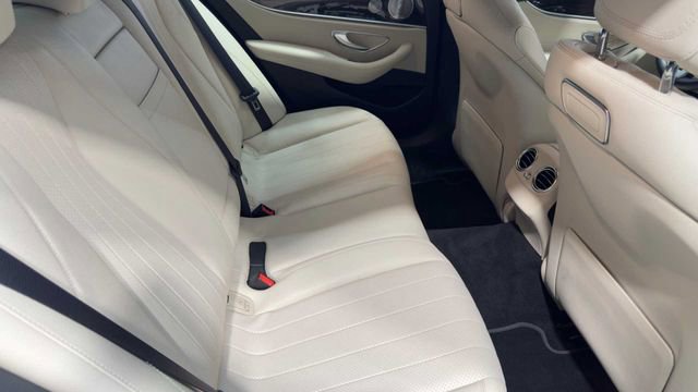 Used 2019 Mercedes-Benz E 300 image 16