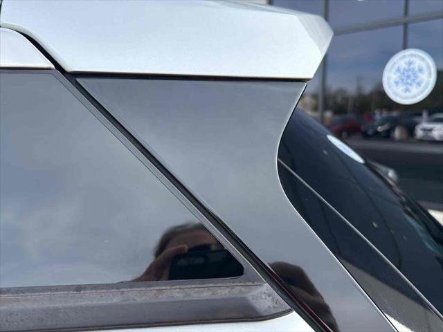 Used 2021 GMC Terrain SLE image 7