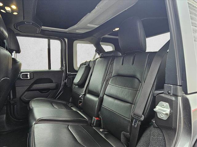 Used 2022 Jeep Wrangler Unlimited Sahara image 17