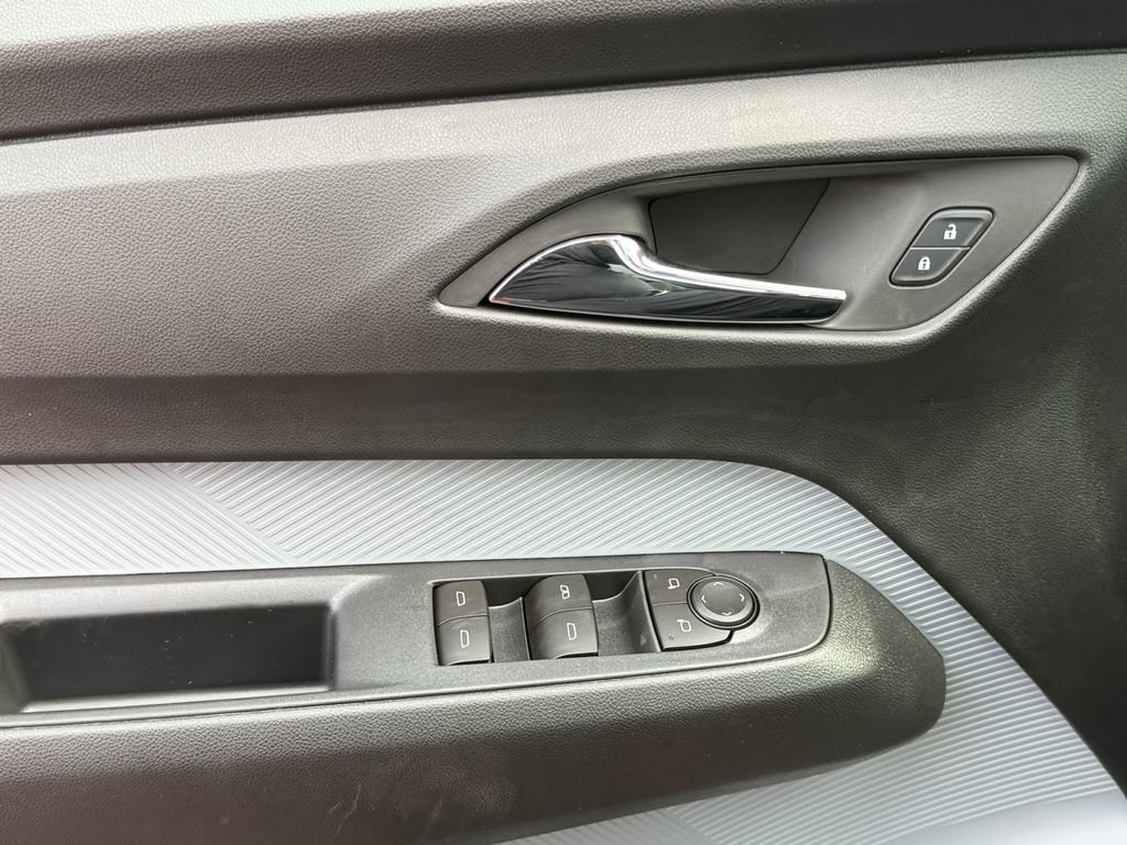 New 2027 Chevrolet Bolt RS FWD image 11