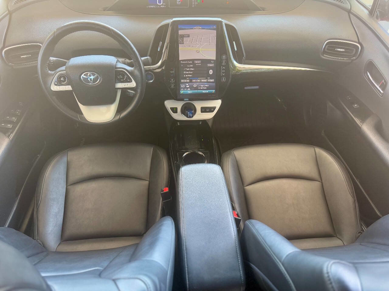 Used 2017 Toyota Prius Prime Premium image 19