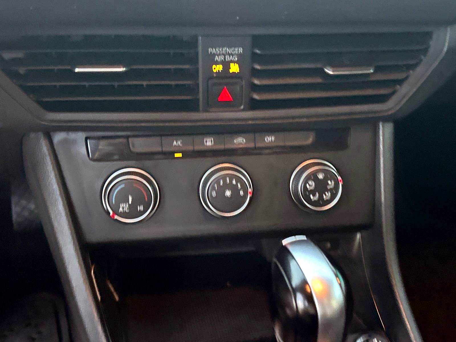 Used 2021 Volkswagen Jetta S image 20