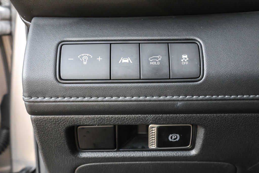 Used 2022 Hyundai Santa Fe Calligraphy AWD/4WD image 19