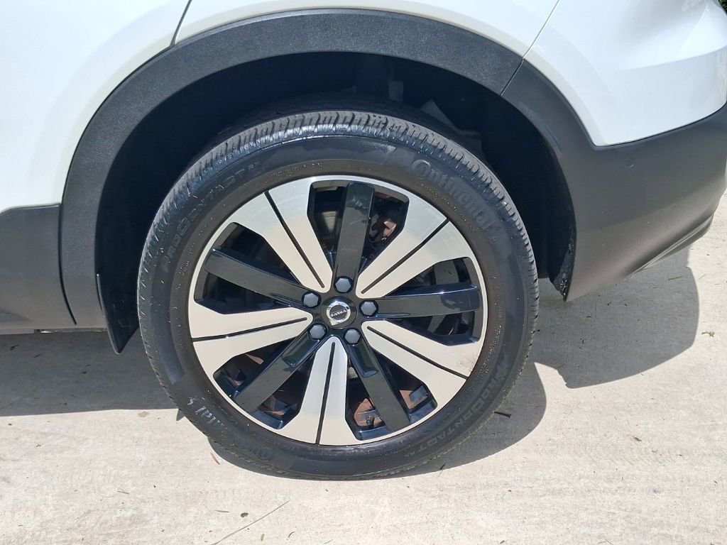 Used 2023 Volvo C40 P8 Recharge Plus image 4