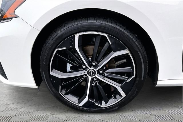 Used 2023 Nissan Altima 2.5 SR image 22