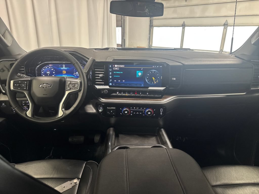 Used 2025 Chevrolet Silverado 2500 LT w/ Trail Boss Package AWD/4WD image 17