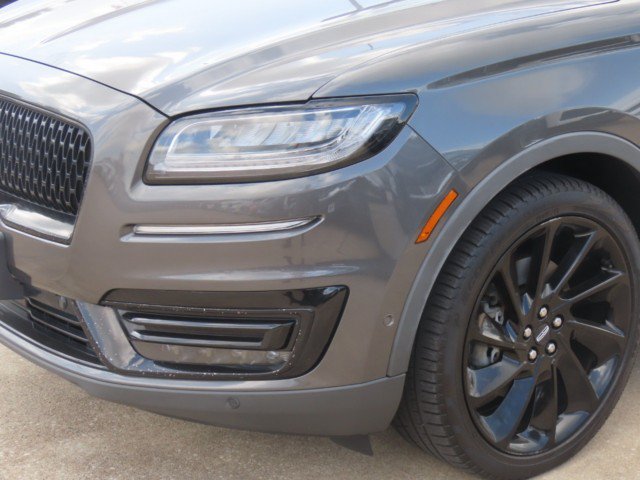 Used 2020 Lincoln Nautilus Reserve w/ Equipment Group 201A FWD image 3