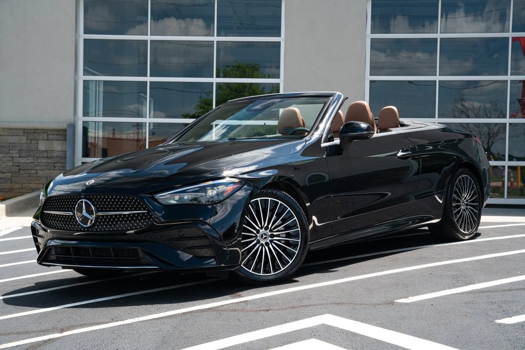 Used 2024 Mercedes-Benz CLE 300 4MATIC Cabriolet image 2